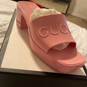 Pink Gucci mid heels